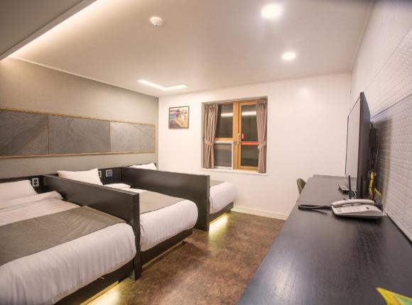 Major Hotel 2, Чеджу