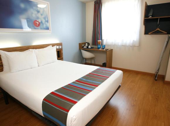 Travelodge Barcelona Poblenou, Барселона