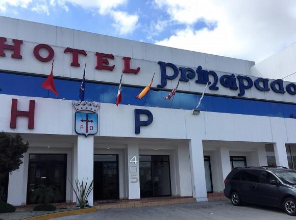 Hotel del Principado Tijuana Aeropuerto, Тихуана