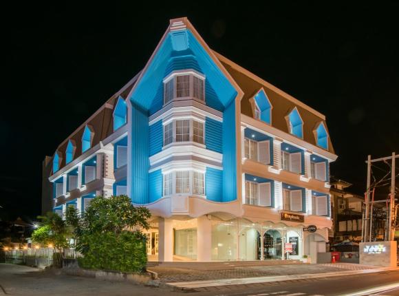 Yan's House Hotel, Кута