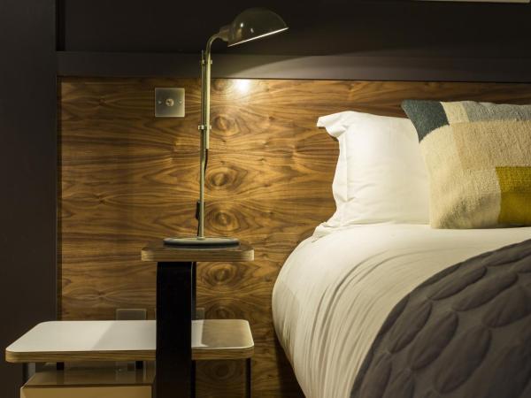 Bullitt Hotel : photo 5 de la chambre chambre lit king-size deluxe (confortable)