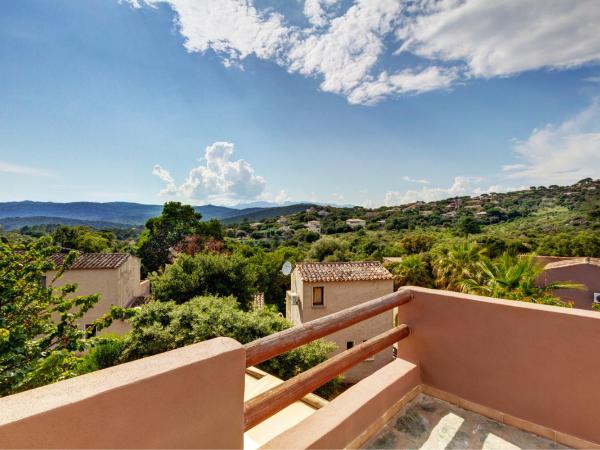 Résidence Monte d'Oro : photo 9 de la chambre villa - vue sur jardin