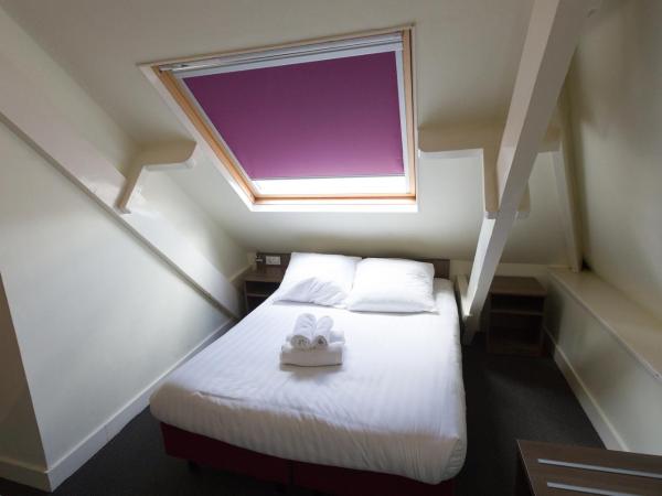 Hotel Park Plantage : photo 4 de la chambre chambre double supérieure avec baignoire