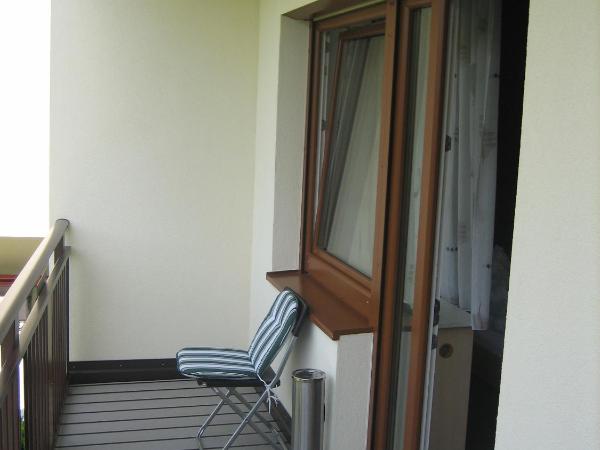 Pension Prantner : photo 7 de la chambre chambre double - vue sur jardin