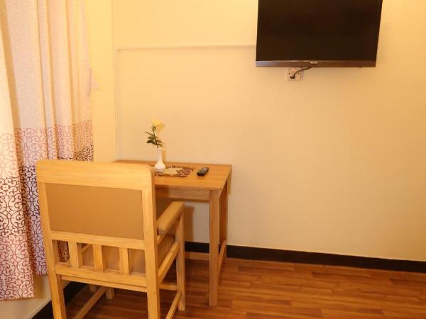 Aarya Chaitya Inn : photo 1 de la chambre chambre double standard