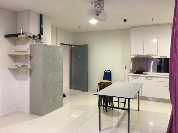 Resort Hostel In City : photo 1 de la chambre lit dans dortoir mixte