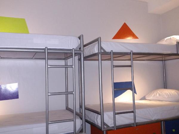 Pousada e Hostel Chez Marianne : photo 4 de la chambre lit superposé dans dortoir pour femmes 