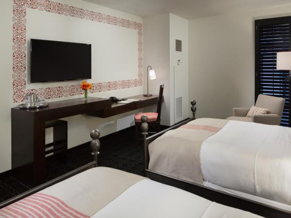 Hotel Valencia Riverwalk : photo 4 de la chambre chambre double – vue sur ville