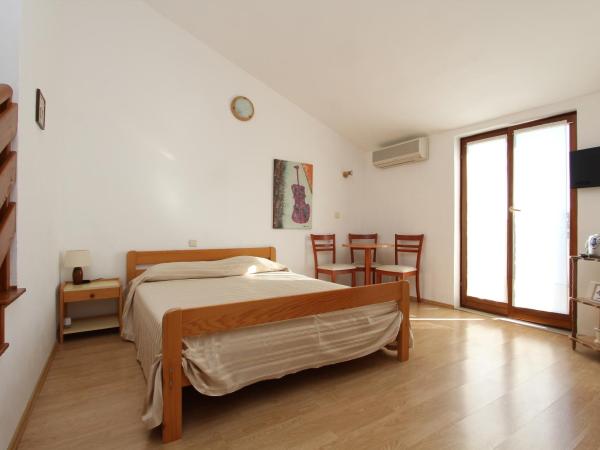 B&B Villa Velike Stine : photo 4 de la chambre appartement (a3) pour 2 à 3 personnes