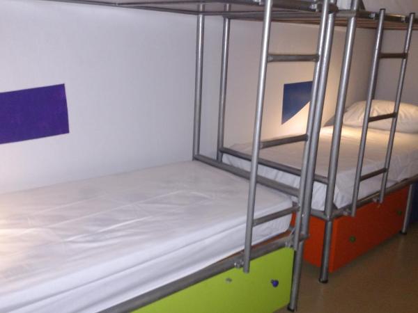 Pousada e Hostel Chez Marianne : photo 7 de la chambre lit superposé dans dortoir pour femmes 