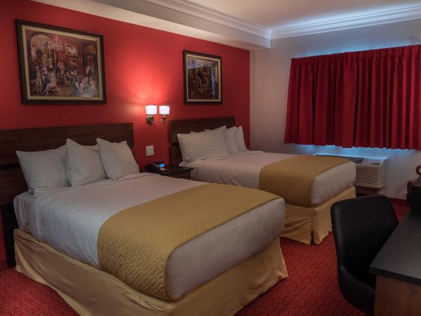 Skyline Hotel and Casino : photo 1 de la chambre hébergement classique complet