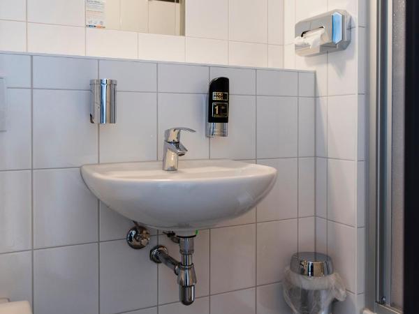 a&o Copenhagen Nørrebro : photo 4 de la chambre chambre triple