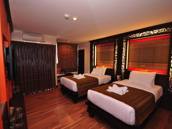 Chalelarn Hotel Hua Hin : photo 1 de la chambre chambre lits jumeaux supérieure - vue sur mer