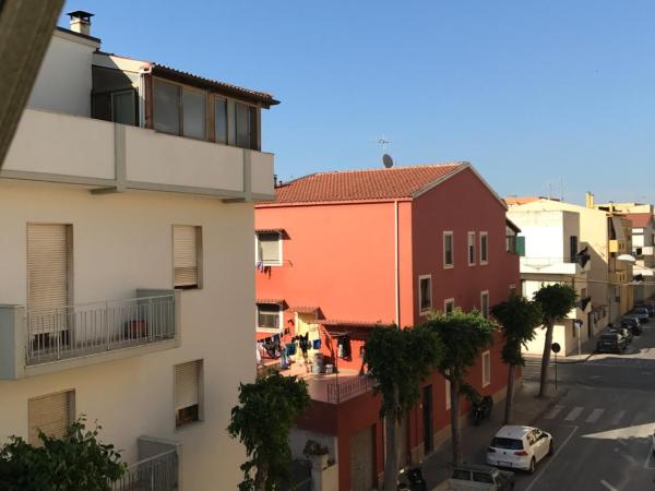 In The World : photo 2 de la chambre chambre lit queen-size avec balcon