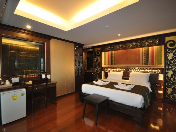 Chalelarn Hotel Hua Hin : photo 1 de la chambre suite avec jacuzzi