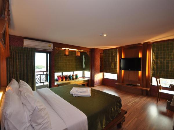 Chalelarn Hotel Hua Hin : photo 4 de la chambre suite avec vue partielle sur mer