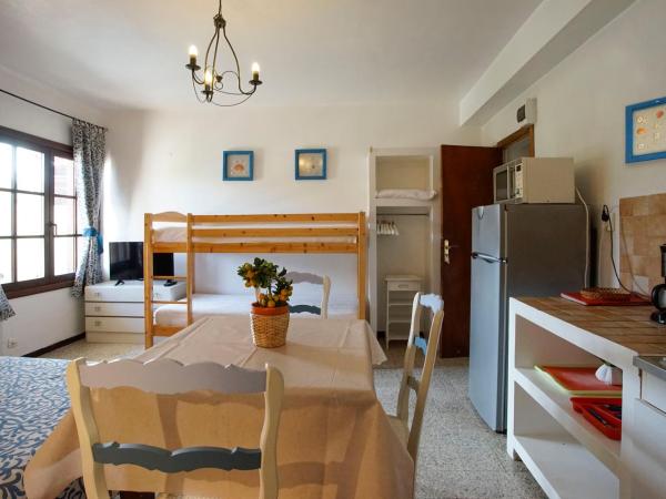 Résidence Les Mandariniers : photo 3 de la chambre studio (2 adultes + 1 enfant)