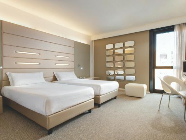 Best Western Plus Tower Hotel Bologna : photo 7 de la chambre chambre lits jumeaux standard