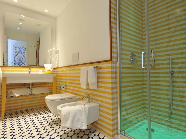 Maison Lauren : photo 3 de la chambre chambre double ou lits jumeaux deluxe avec balcon