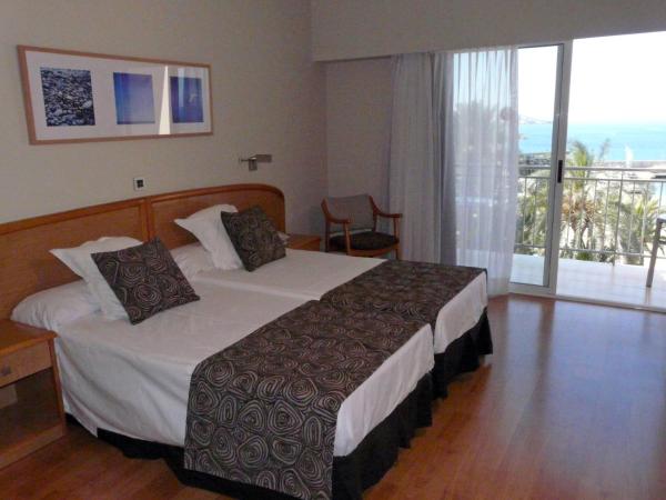 Hotel Tanit : photo 3 de la chambre chambre double ou lits jumeaux - vue sur mer
