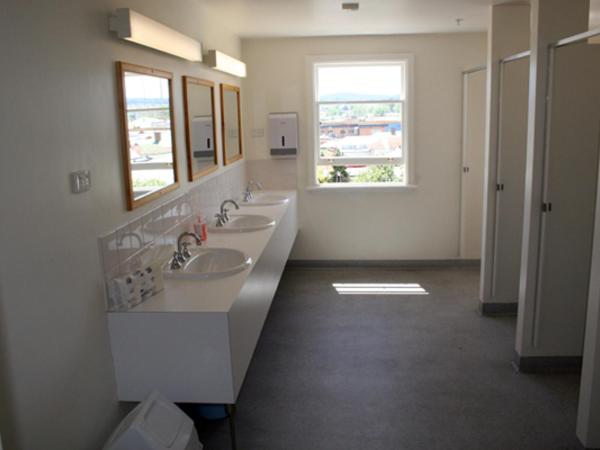 Arthouse Hostel : photo 4 de la chambre chambre triple basique avec salle de bains commune