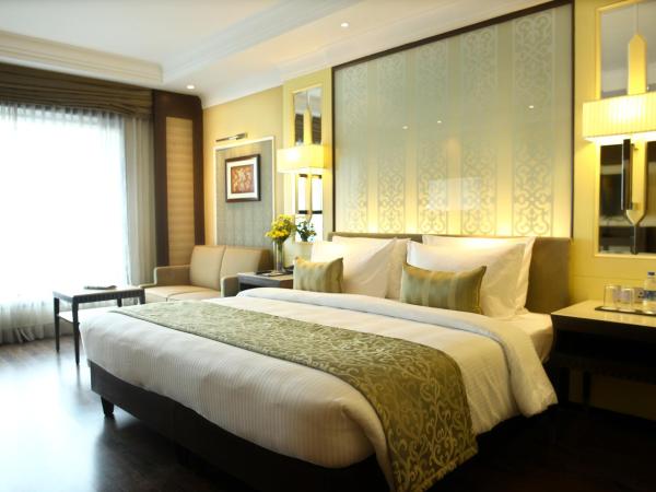 Ramada Plaza Chennai : photo 4 de la chambre chambre lit king-size standard