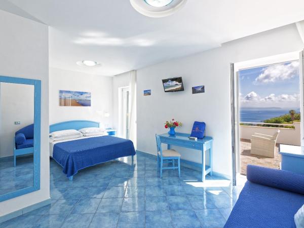 Hotel Villa D'Orta : photo 2 de la chambre chambre double supérieure - vue sur mer