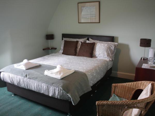 Airdenair Guest House : photo 6 de la chambre chambre double avec salle de bains privative