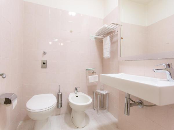 Hotel Piacenza : photo 10 de la chambre chambre double