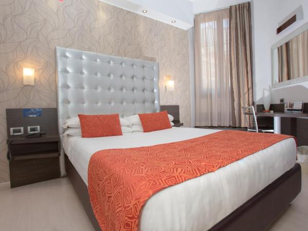 Hotel Piacenza : photo 6 de la chambre chambre double