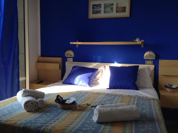 Bed and Breakfast Villa Giovanna : photo 7 de la chambre chambre double ou lits jumeaux