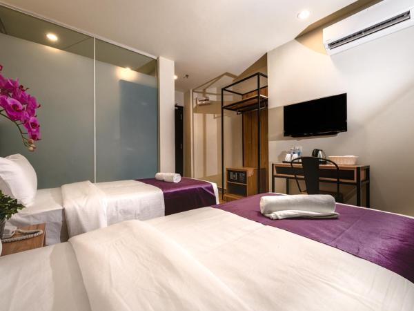 BIG M Hotel : photo 4 de la chambre hébergement lits jumeaux standard (sans fenêtres)