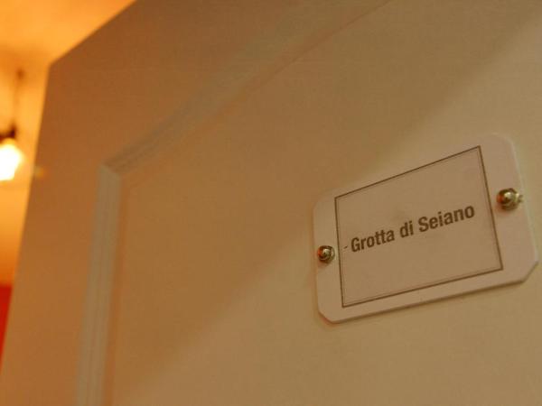 Chiaia Roof : photo 1 de la chambre chambre double Économique