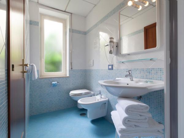 Hotel La Meridiana : photo 5 de la chambre chambre double ou lits jumeaux