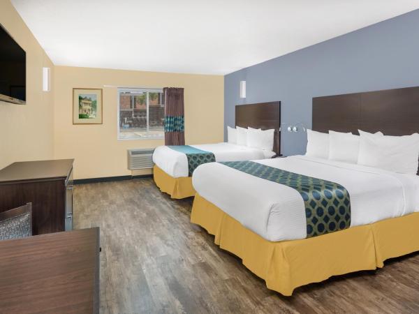Days Inn by Wyndham New Orleans Pontchartrain : photo 4 de la chambre chambre avec 2 lits queen-size et kitchenette - non-fumeurs