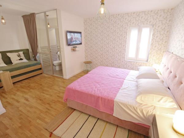 Central Apartments Integrated Hotel : photo 2 de la chambre chambre double supérieure