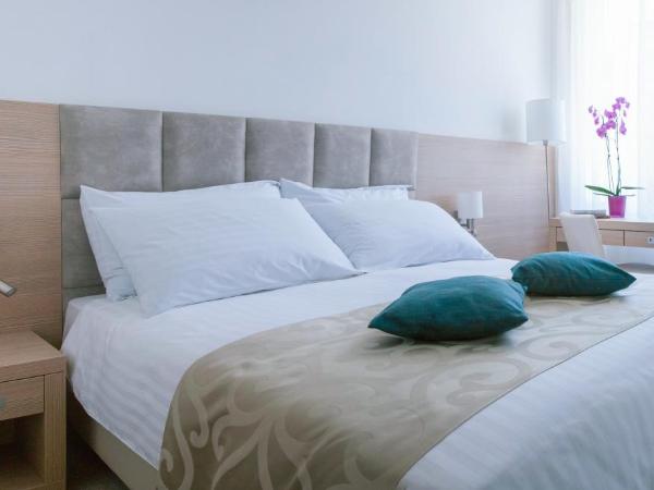 Grand Hotel Adriatic II : photo 3 de la chambre chambre double ou lits jumeaux