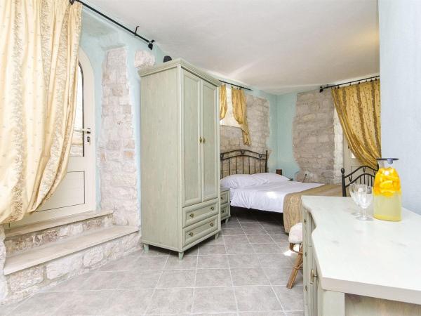 Palace Derossi : photo 7 de la chambre chambre double ou lits jumeaux standard