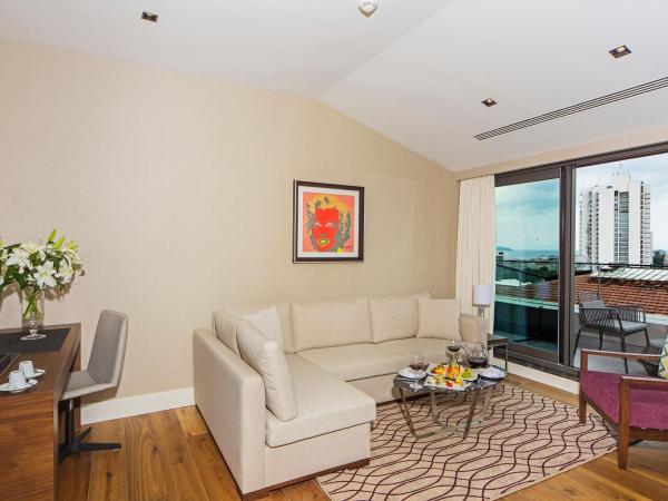 Arts Hotel Harbiye - Special Class : photo 3 de la chambre suite corne d'or - vue sur bosphore