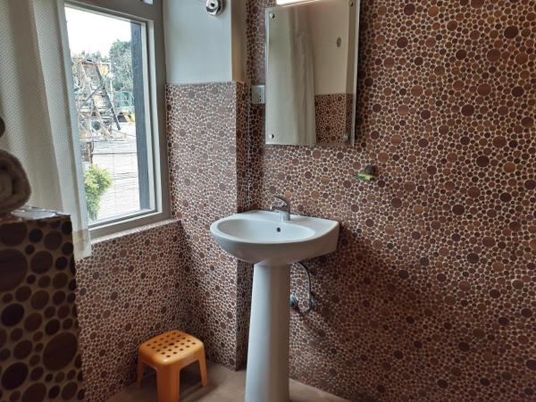 Hotel Heranya : photo 6 de la chambre chambre double deluxe