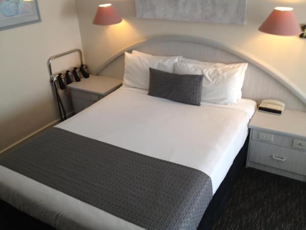 Adelaide Royal Coach : photo 4 de la chambre chambre standard lit queen-size