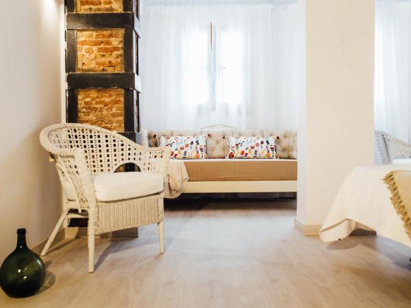 OttoH Charm Stay : photo 9 de la chambre chambre triple standard