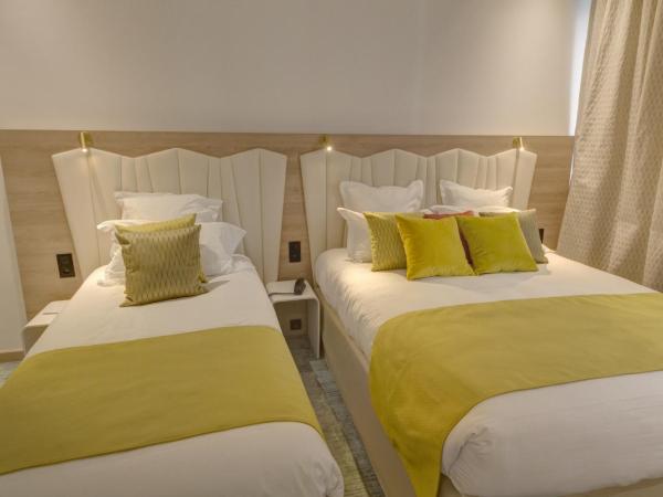 Best Western Plus Comedie Saint Roch : photo 7 de la chambre chambre familiale quadruple