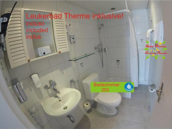 Hotel Paradis-Leukerbad-Therme : photo 8 de la chambre chambre familiale