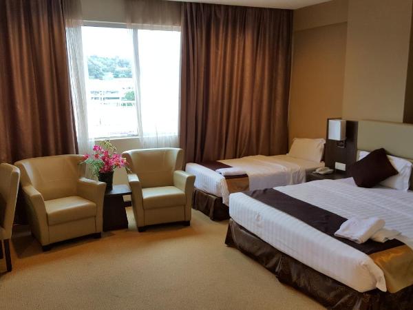 Lintas View Hotel : photo 1 de la chambre suite familiale