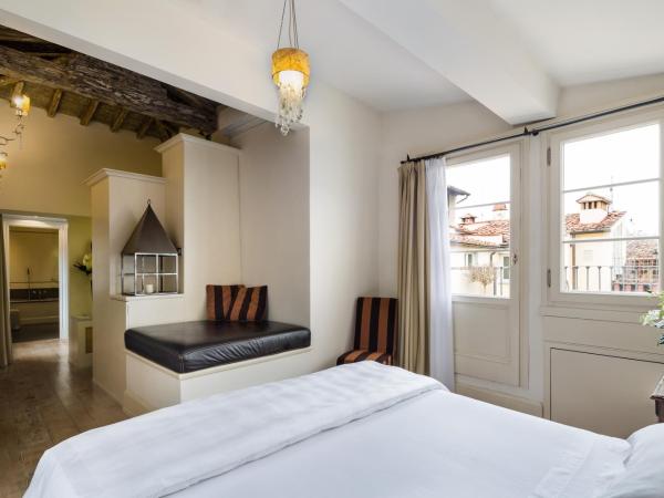Relais Santa Croce, By Baglioni Hotels : photo 1 de la chambre suite junior avec balcon