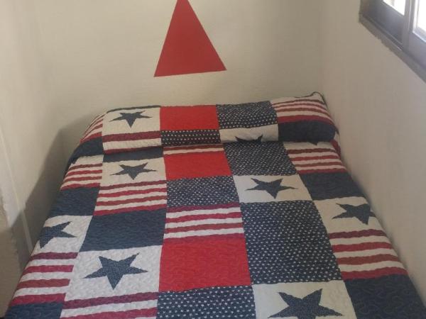 Hostal Lima : photo 4 de la chambre chambre triple