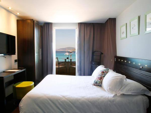 L'Escale Côté Sud : photo 8 de la chambre chambre double - vue sur mer