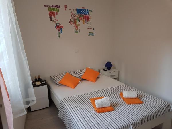 Micro Rooms : photo 6 de la chambre petite chambre double