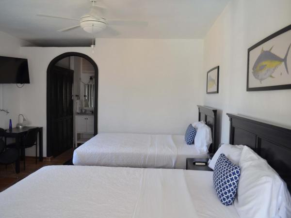 La Marina Inn : photo 4 de la chambre chambre avec terrasse de piscine